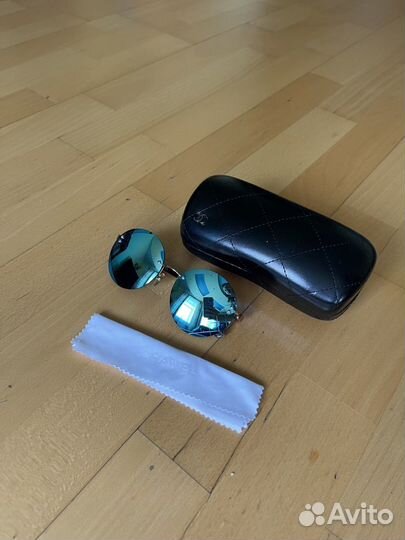 Солнцезащитные очки chanel