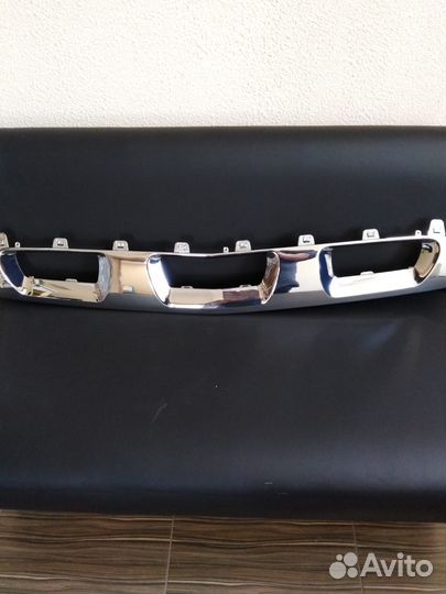 Хром накладка бампера Mercedes GLC X253