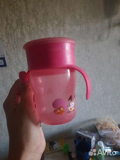 Поильник непроливайка avent