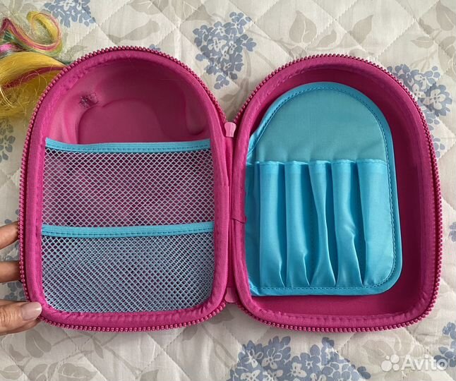 Пенал Smiggle с куколкой каркасный красочный