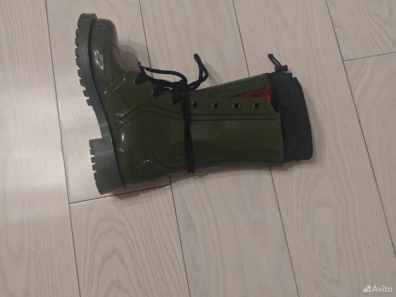 Сапоги Dior, Коммунарка