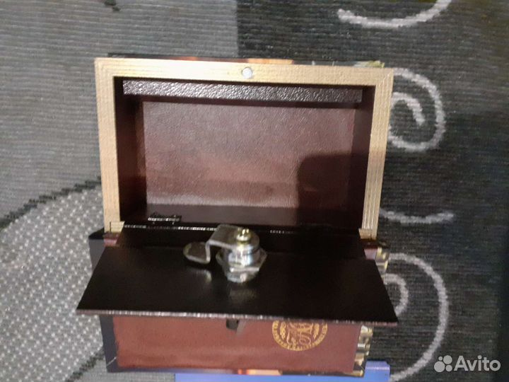 Шкатулка новая сейф книга