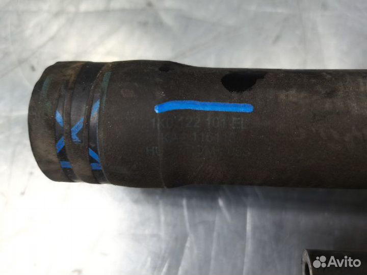 Патрубок радиатора Skoda Octavia (A5 1Z)