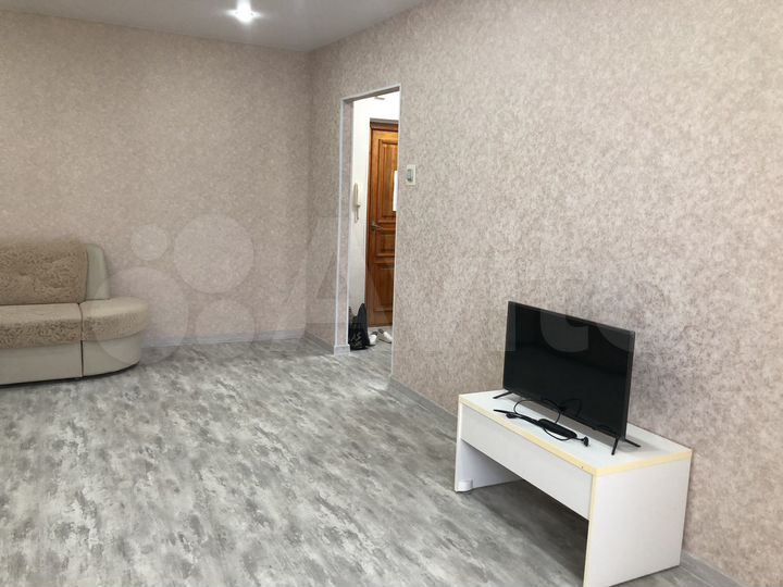 1-к. квартира, 40 м², 1/9 эт.