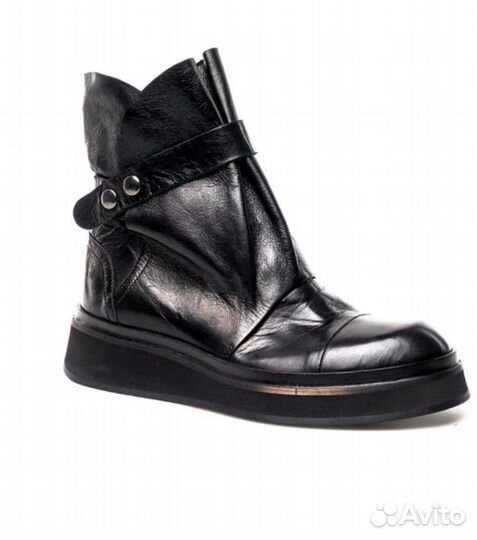 Ботинки зимние женские