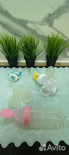 Бутылочки для кормление,поильник,ниблер,ложка бу