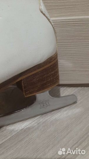 Коньки фигурные детские профессиональные