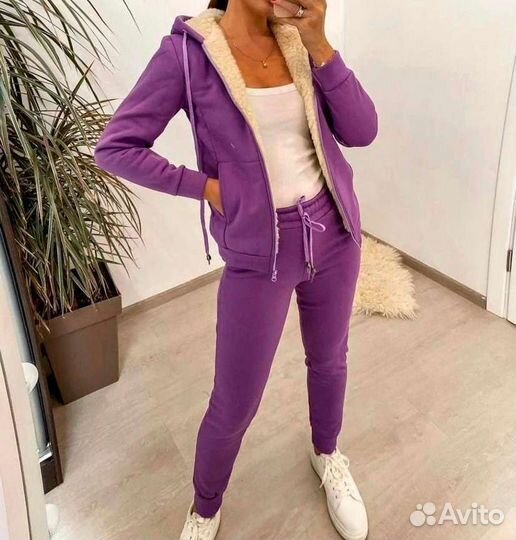 Костюм спортивный женский