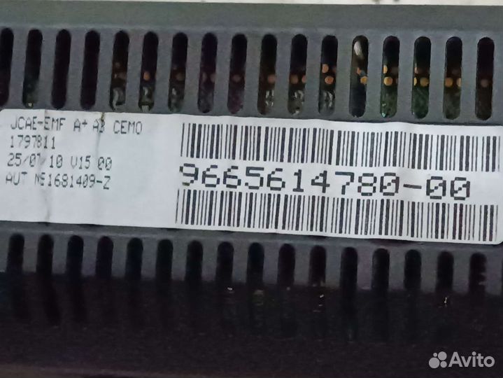 Дисплей Citroen c4 10 год