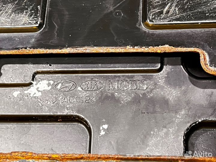 Блок управления стояночным тормозом Kia Sorento/Sorento Prime