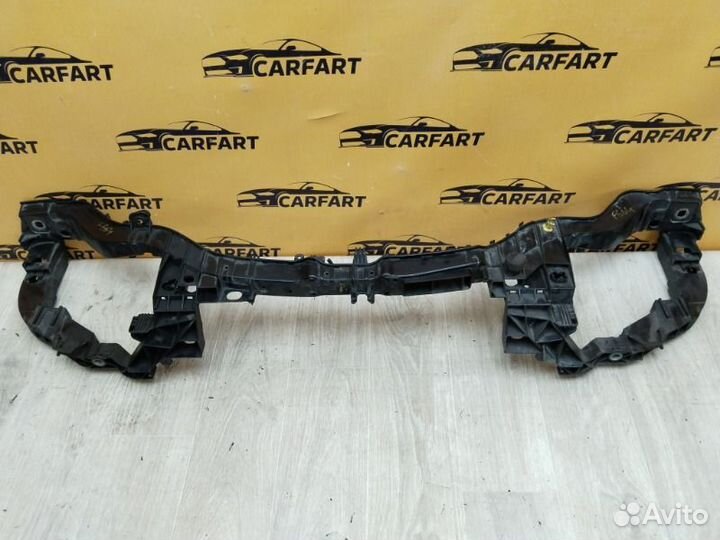 Рамка передняя (телевизор) Ford Focus 3 Хэтч CB8