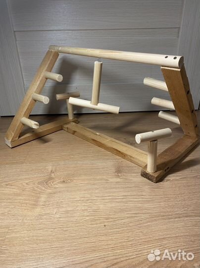 Стенд для попугая