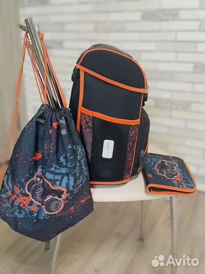 Ранец, мешок для обуви и пенал