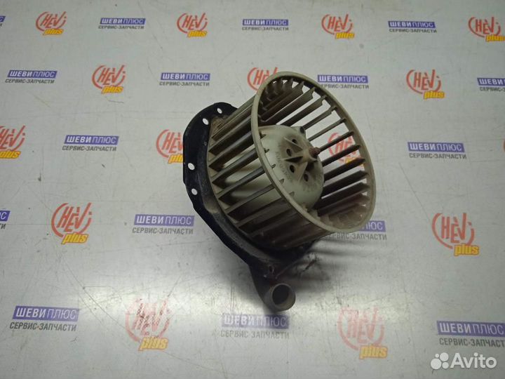 Мотор печки GMC Sonoma