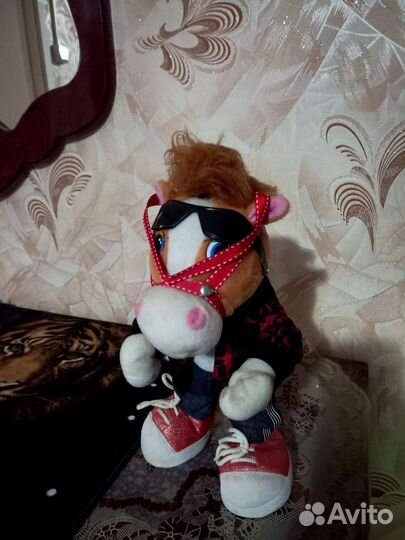Лошадь игрушка