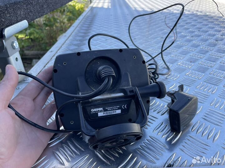 Эхолот Garmin fishfinder120