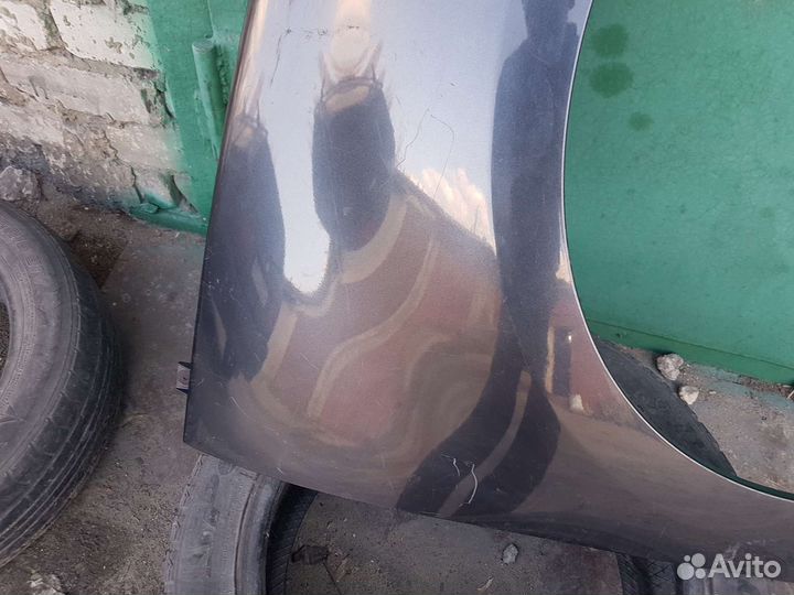 Крыло переднее правое renault scenic 3