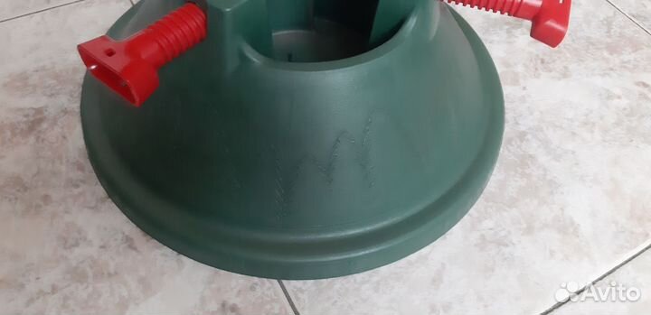 Подставка под елку