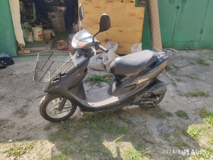 Мотороллер honda DIO