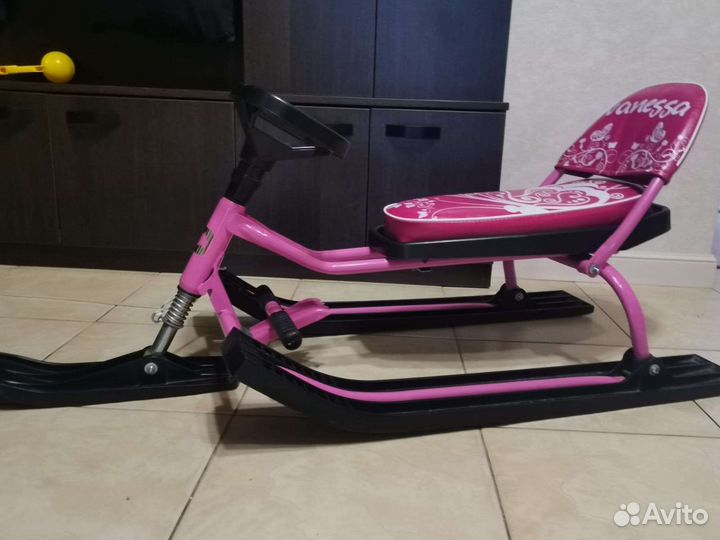 Снегокат Велта Vanessa