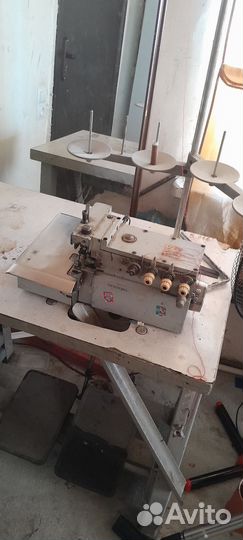 Швейная машинка бу