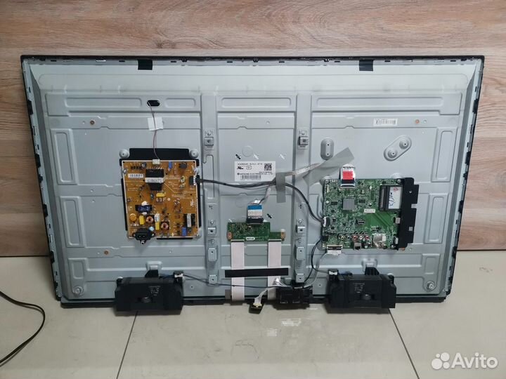 Телевизор LG 43LJ595V (Разбор)(По запчастям)