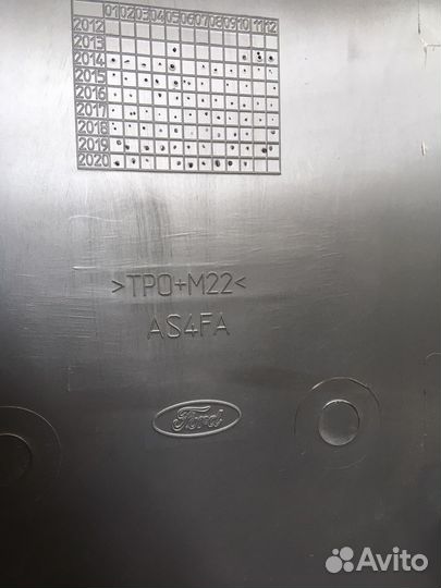 Накладка заднего левого крыла Ford Transit