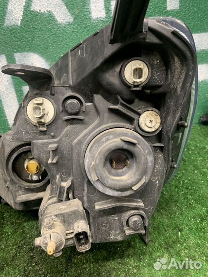 Фара Honda Cr-V передняя правая