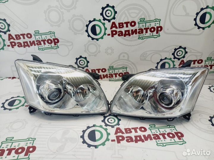 Фара toyota avensis 03-06 LH