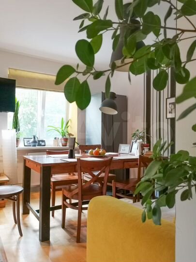 2-к. квартира, 60 м², 1/2 эт.