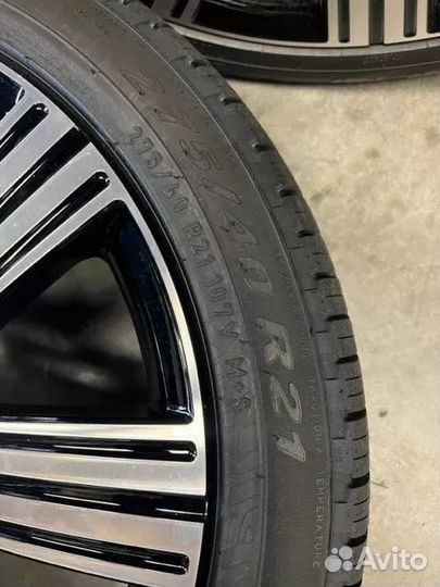 Pirelli Scorpion All Season SF2 275/40 R21