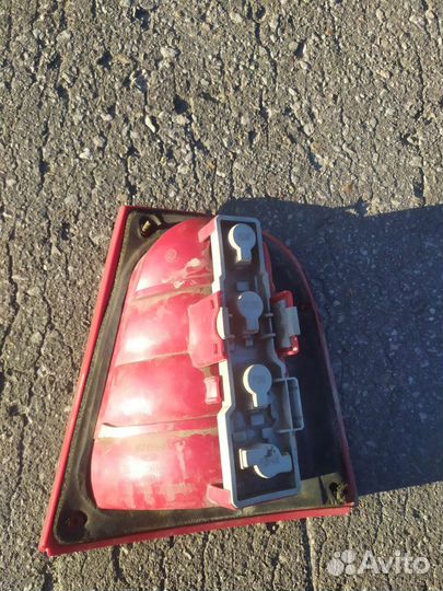 Фонарь задний левый skoda octavia a4