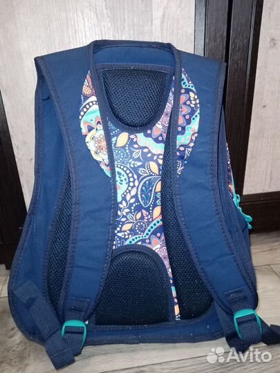 Школьный рюкзак