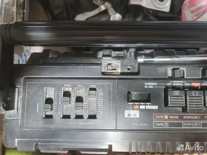 Sharp двухкассетгая магнитола