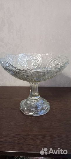 Ваза для фруктов на ножке старинная
