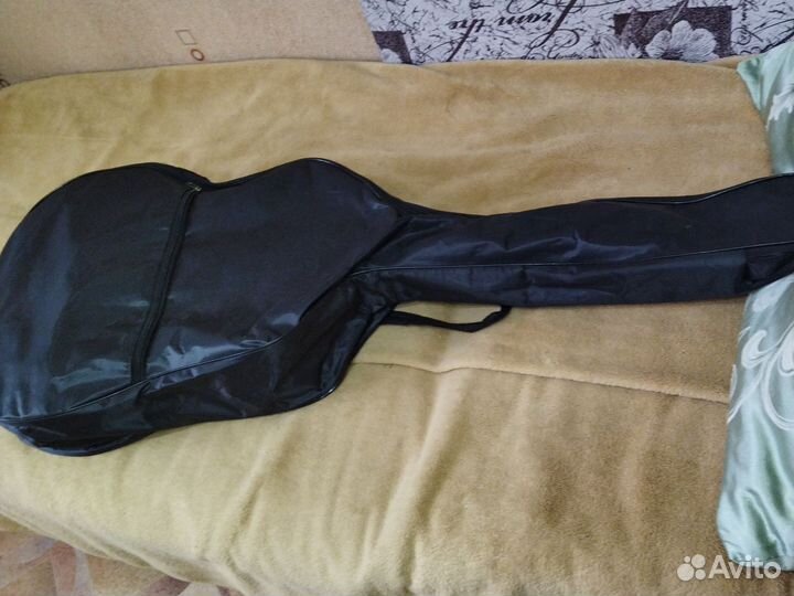 Классическая гитара шестиструнная