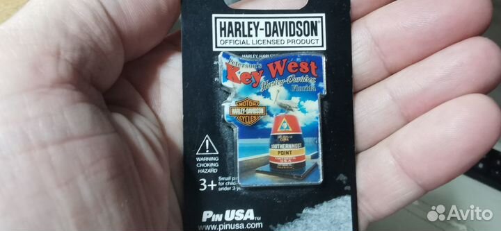 Коллекционный значок harley davidson