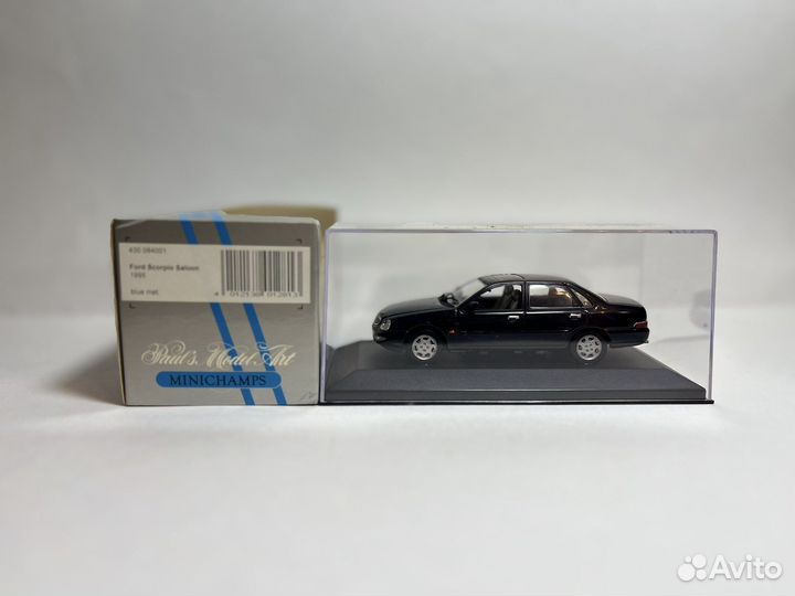 Ford Scorpio Saloon 1995 blue met Minichamps