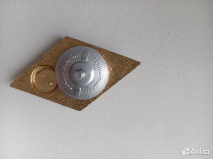 Значок - ромб