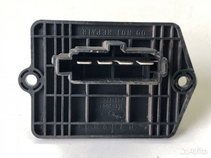 Резистор отопителя Mazda 323 универсал 2002