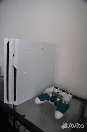 Sony PS4 PlayStation 4 pro 1 Tb, 2 джостика + игры