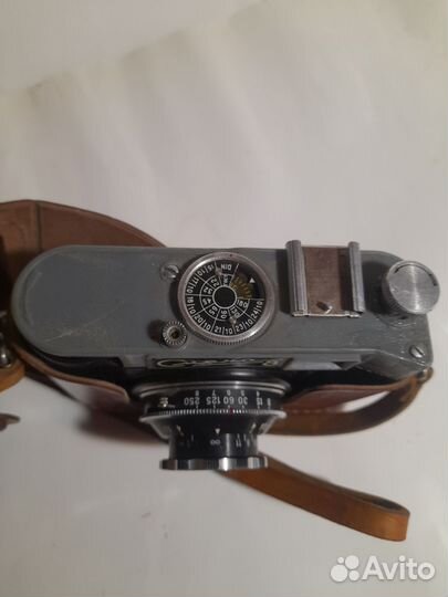 Плёночный фотоаппарат 