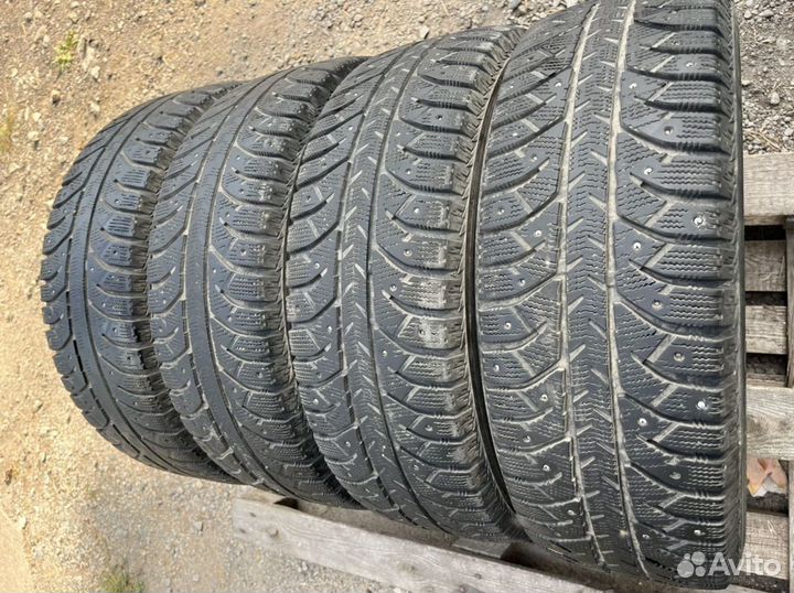 Bridgestone Ice Cruiser 7000 195/65 R15