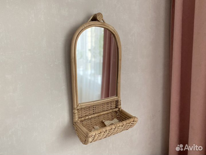 Зеркало в детскую