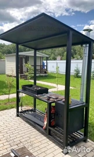 Мангал с крышей