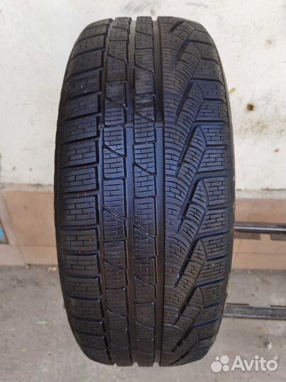 Pirelli Sottozero Winter 240 235/55 R18 104H