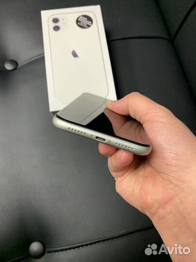 iPhone 11, 128 ГБ