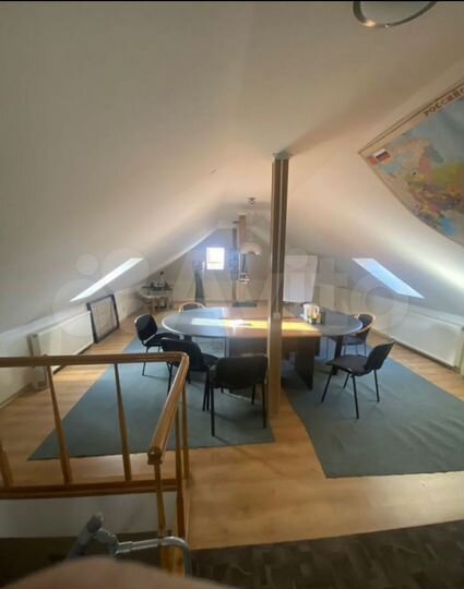 Помещение под офис, студию, мастерскую 63 м²