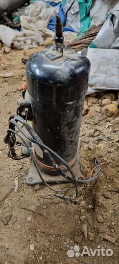 Компрессор Daikin JT160G-P8Y1