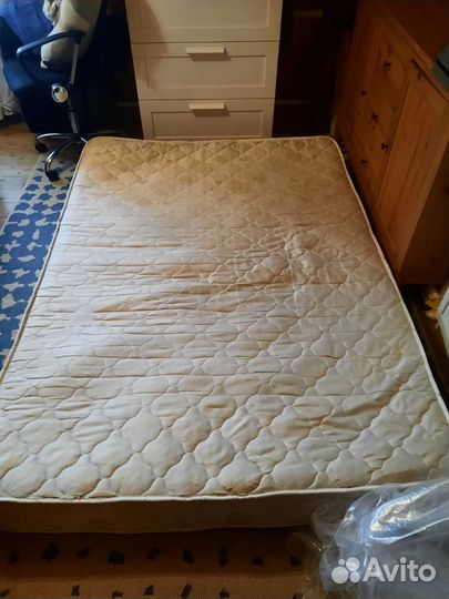 Матрас 140х200 бу